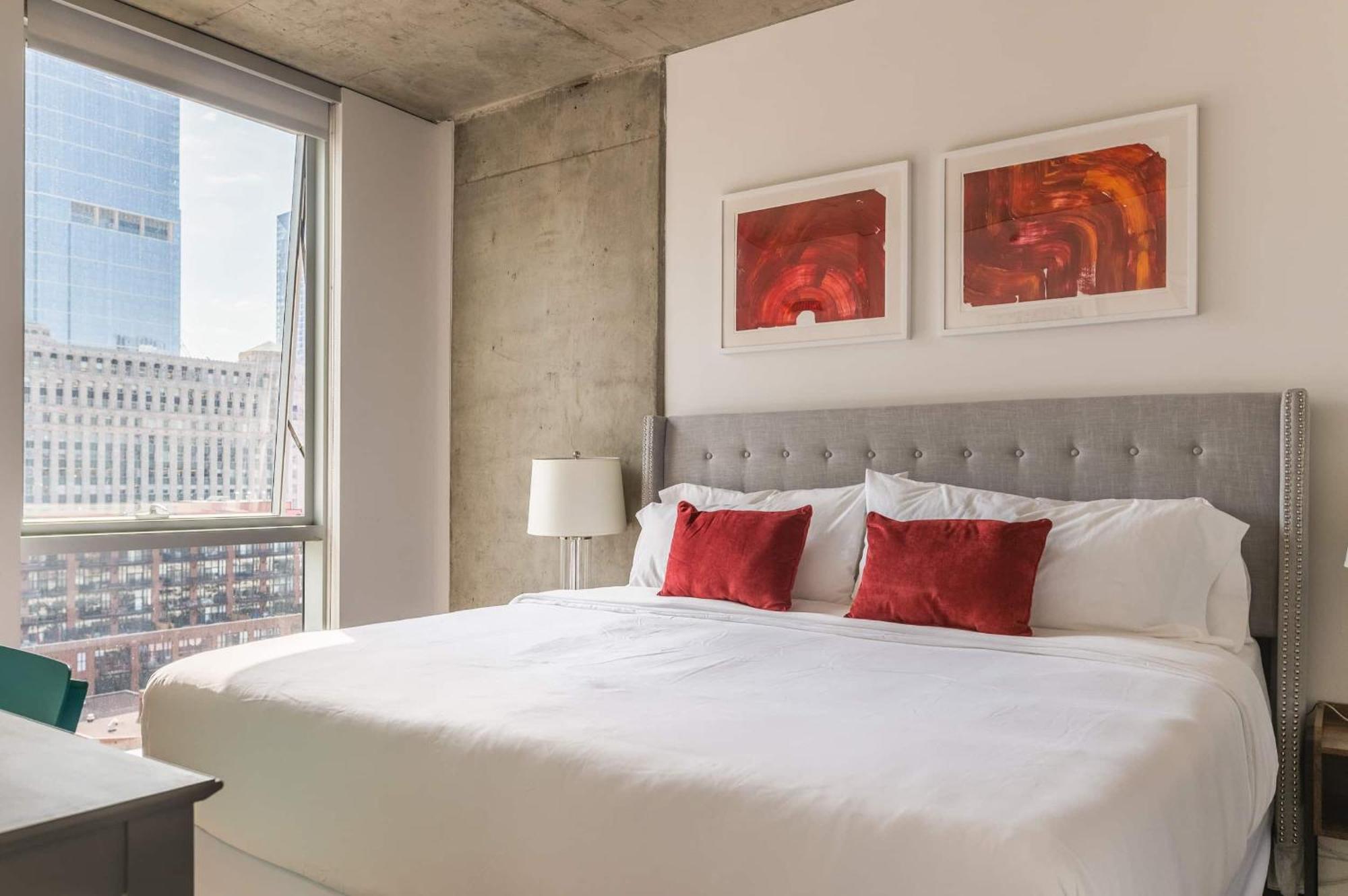 2Br Elegant Premium Suite With Balcony & Sweeping City Views Σικάγο Εξωτερικό φωτογραφία